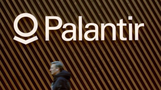 Palantir’s stock falls on downgrade to Sell – MASHAHER