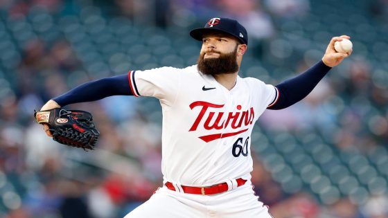 Former White Sox pitcher Dallas Keuchel headed to Brewers: Report – MASHAHER