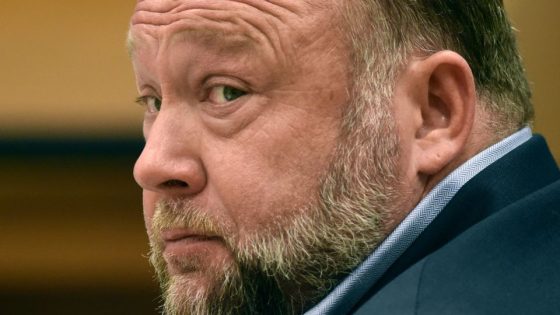 Alex Jones agrees to liquidate his assets to pay Sandy Hook families, in move that would end his ownership of Infowars – MASHAHER