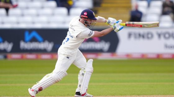 Alex Lees and Ollie Robinson hit hundreds as Durham batters dominate at Essex – MASHAHER