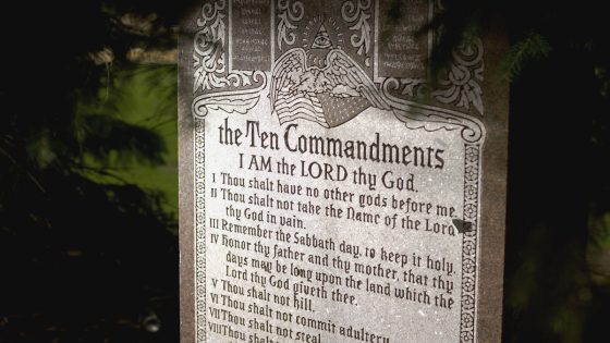 Only Defense of the Ten Commandments Law Just Imploded Spectacularly – MASHAHER