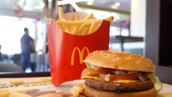 This McDonald’s Burger Is Being Taken Off The Menu—Here’s Why – MASHAHER