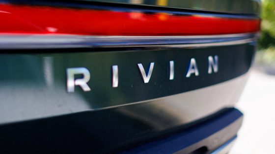 Rivian stock soars as Volkswagen says it will invest up to $5 billion in new joint venture – MASHAHER