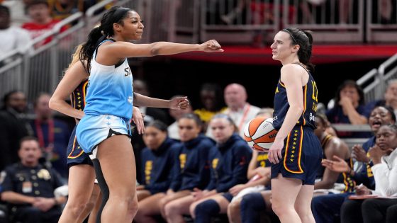 Caitlin Clark scores 23 in Fever win over Sky, Angel Reese disputes flagrant foul call – MASHAHER