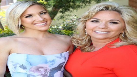 Savannah Chrisley Reacts to Mom Julie’s Overturned Prison Sentence – MASHAHER