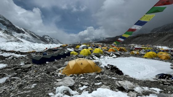 As ice melts, Everest’s ‘death zone’ gives up its ghosts – MASHAHER