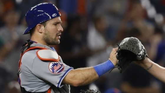 SEE IT: Mets’ Luis Torrens turns incredible double play to secure win over Phillies – MASHAHER