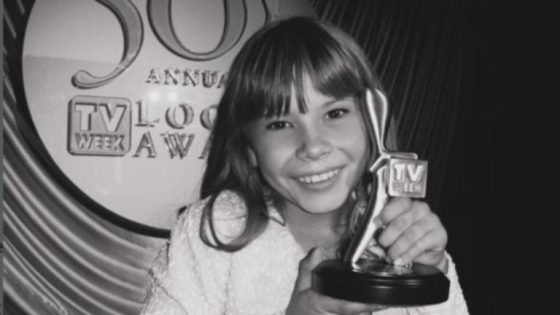 Bindi Irwin teases brother Robert over his Gold Logie nomination – MASHAHER