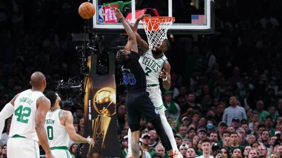 Holiday credits Brown’s leadership as Celtics maintain poise in Game 1 – MASHAHER