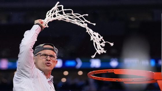 Plaschke: Hurley up! The Lakers need to hire UConn champ Dan Hurley now – MASHAHER