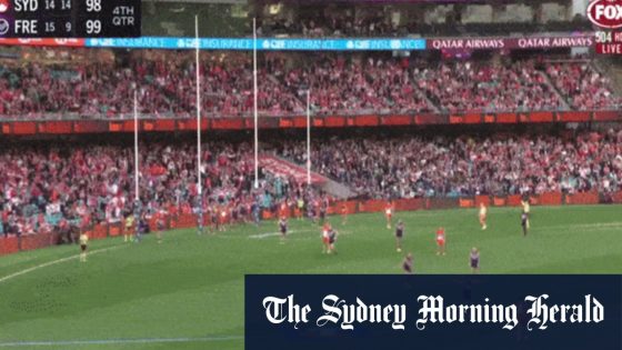 Fremantle Dockers survive kick after siren to beat Sydney Swans – MASHAHER