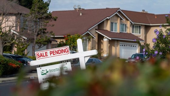 The housing market is ‘stuck’ until at least 2026, Bank of America warns – MASHAHER