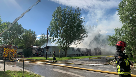 Plane crashes into Colorado mobile home park, two trailers set on fire – MASHAHER