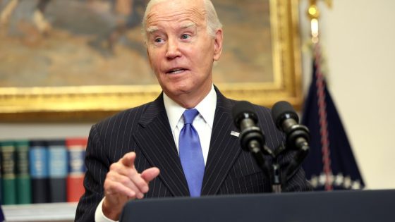 Biden Does L.A. Fundraiser With Obama, George Clooney, Julia Roberts – MASHAHER