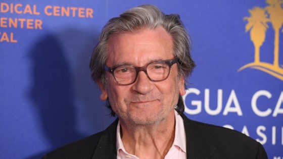 Griffin Dunne on Carrie Fisher Friendship, Directing ‘Practical Magic’ – MASHAHER