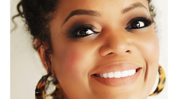 Yvette Nicole Brown to Guest Star on Season 2 of ‘Frasier’ – MASHAHER