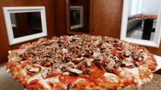 Tommy’s Pizza, a campus mainstay at Ohio State University for 45 years, is closing – MASHAHER