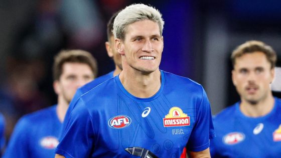 Luke Beveridge confirms Rory Lobb will play for Western Bulldogs against former side Fremantle Dockers – MASHAHER