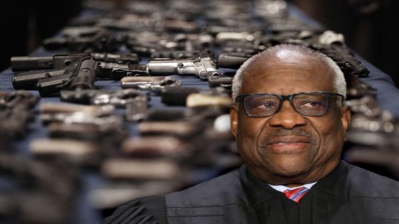 Clarence Thomas defends an abuser’s right to own a gun, says ban violates “historical tradition” – MASHAHER