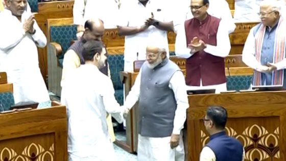 PM Narendra Modi, Rahul Gandhi Shake Hands As They Welcome New Lok Sabha Speaker Om Birla – MASHAHER