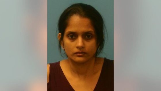 Naperville woman used young daughters to steal hundreds of items from Yorktown JCPenney: prosecutors – MASHAHER