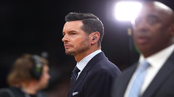 JJ Redick will reportedly interview for Lakers head coaching job this weekend – MASHAHER