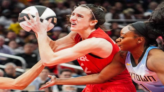 Sky-Fever fallout: Foul on Caitlin Clark upgraded to flagrant-1, Angel Reese fined $1,000 for skipping interviews – MASHAHER