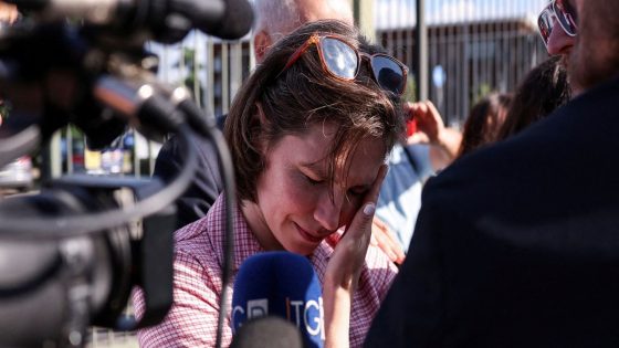 Amanda Knox convicted AGAIN by Italian judge as she breaks down in tears at court house – MASHAHER