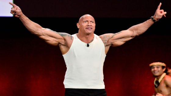 Dwayne ‘the Rock’ Johnson is showing off his gnarly bruise from a ruptured bursa sac. What is that? – MASHAHER