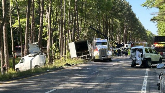 Tractor-trailer, five vehicles collide on I-85 in Dinwiddie; two people killed, four hurt – MASHAHER