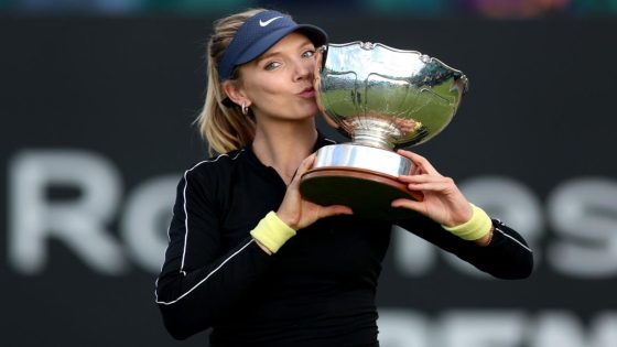 Katie Boulter chides then praises boyfriend Alex de Minaur after defending Nottingham Open title – MASHAHER