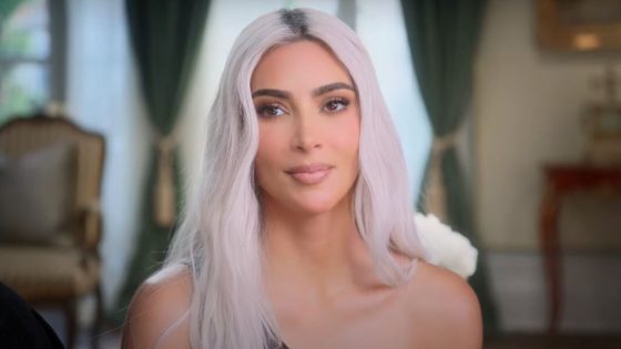 Stars Like Kim Kardashian Have Taken Flak For Private Plane Usage. That Time She Admitted To Flying To Paris For A Piece Of Cheesecake – MASHAHER