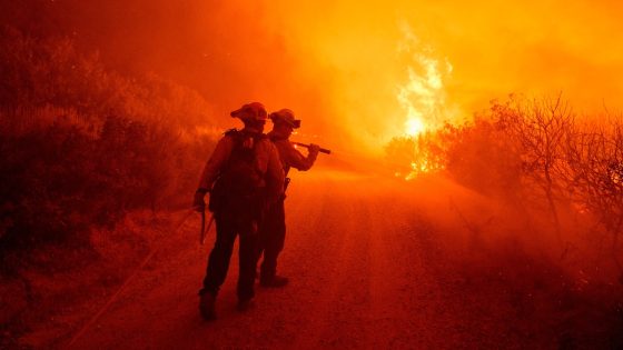 Wildfire near LA spreads to 11,000 acres, sparking evacuations – MASHAHER