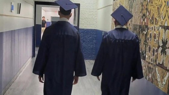 Twin brothers graduate high school at top of their class – MASHAHER