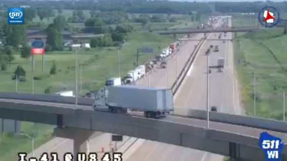 I-41 southbound near Oshkosh closed due to pavement buckle, traffic queues over 3 miles long – MASHAHER