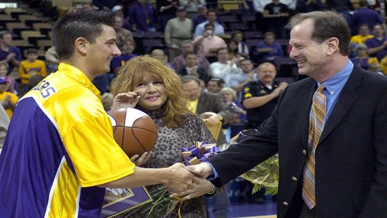 Former LSU player Josh Maravich, son of Pete Maravich, dies at 42 – MASHAHER