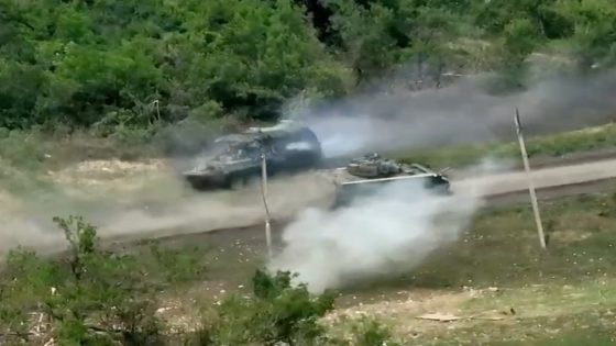 Ukraine war video appears to show US-supplied Bradley fighting vehicle and Russian APC in a head-on firefight – MASHAHER