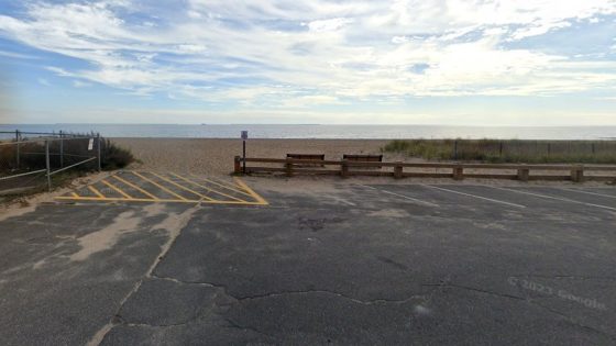 Man arrested after allegedly attempting to drown kids at Connecticut beach: Police – MASHAHER