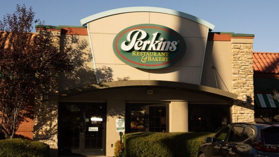 Perkins, the aging diner chain, has a ‘new vibe’ with a different name – MASHAHER