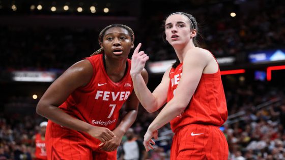 Fever defeat Sky, 71–70 in first WNBA meeting between Caitlin Clark and Angel Reese – MASHAHER