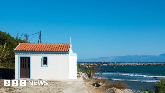 US tourist found dead on Greek island – MASHAHER