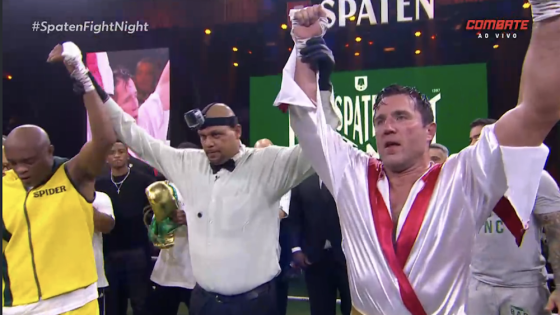 Video: Anderson Silva and Chael Sonnen fight to draw in bizarre boxing exhibition – MASHAHER