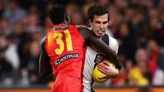 St Kilda coach Ross Lyon wants an end to free kick clarity, move on from controversial calls, Saints Suns free kick mistake, latest news – MASHAHER