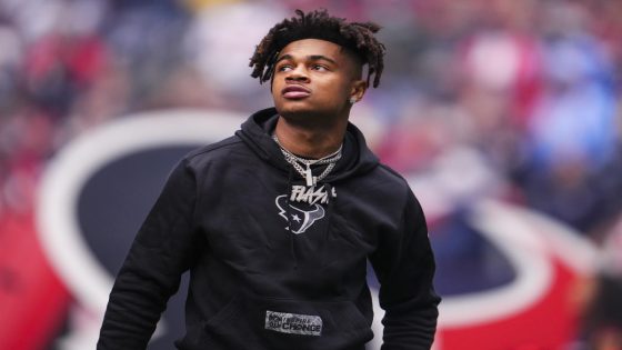 Texans WR Tank Dell opens up for first time about being shot: ‘Wrong place, wrong time’ – MASHAHER