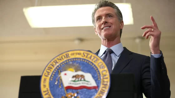 Newsom seeks to restrict students’ cellphone use in schools: ‘Harming the mental health of our youth’ – MASHAHER