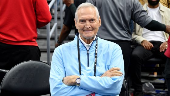 Jerry West, Hall of Fame Lakers player and executive, dies at 86 – MASHAHER