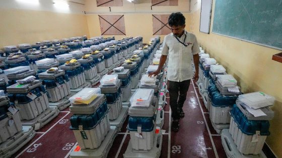 2 hours into counting, close contests in Maharashtra, UP, Karnataka – MASHAHER