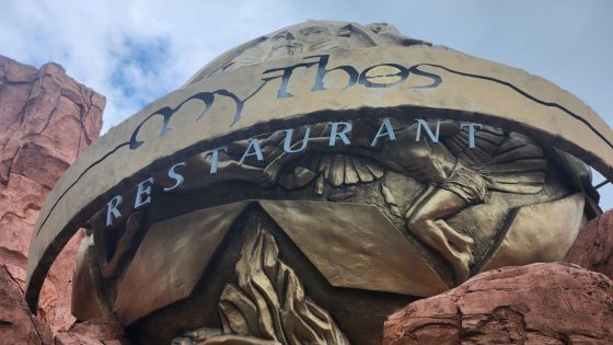 I Went To Universal Orlando’s Mythos To See If It’s Really The World’s Best Theme Park Restaurant – MASHAHER