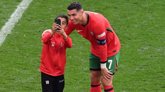 Euro 2024: Ronaldo's mixed day with pitch invaders – MASHAHER