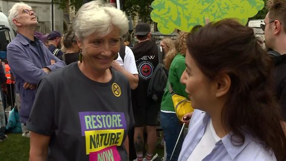 Emma Thompson backs Just Stop Oil at London march as protesters boo ‘all politicians’ | Climate News – MASHAHER